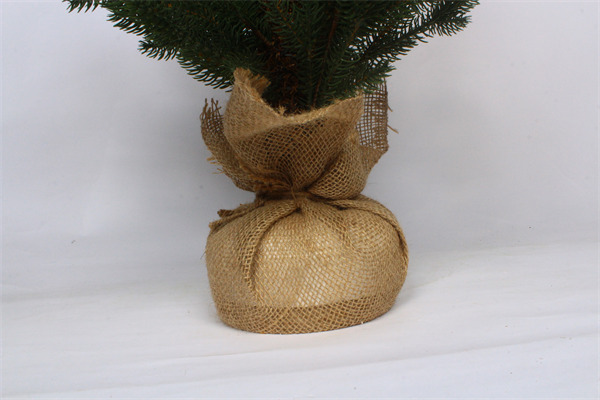 Cedar Trees for Christmas and Base New Mini